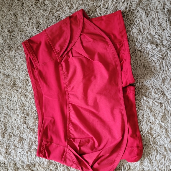 Lululemon skirt/shorts - Picture 1 of 2